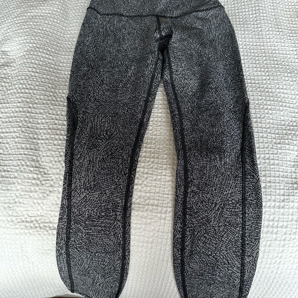 Lululemon Black and White Patterned Leggings